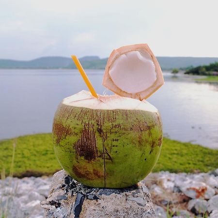 Palmchwa Resort Sikhio Екстериор снимка